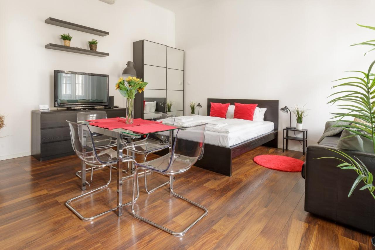 Apartamento Red Dot Two - New Unit In The Heart Of Party Town Budapest Exterior foto